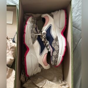 Gucci rhyton sneakers